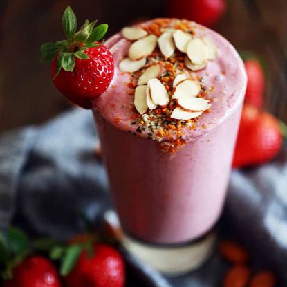 Syracuse Coffee - keto strawberry almond smoothie